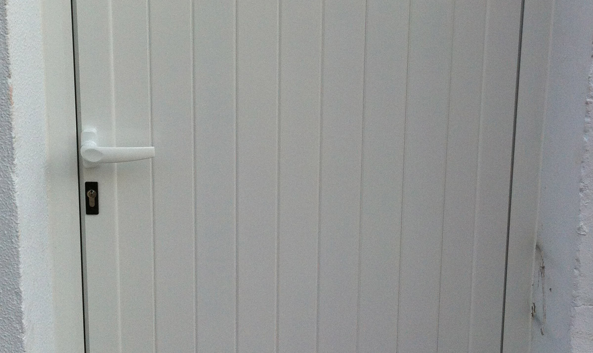 Puerta Aluminio Blanca