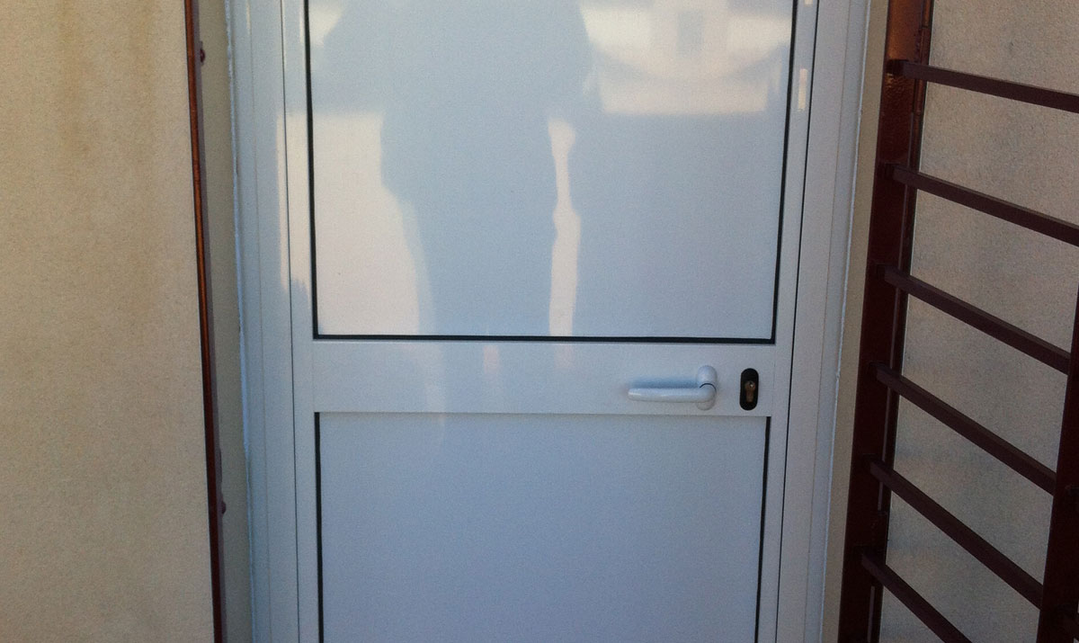 Puerta Aluminio Blanca