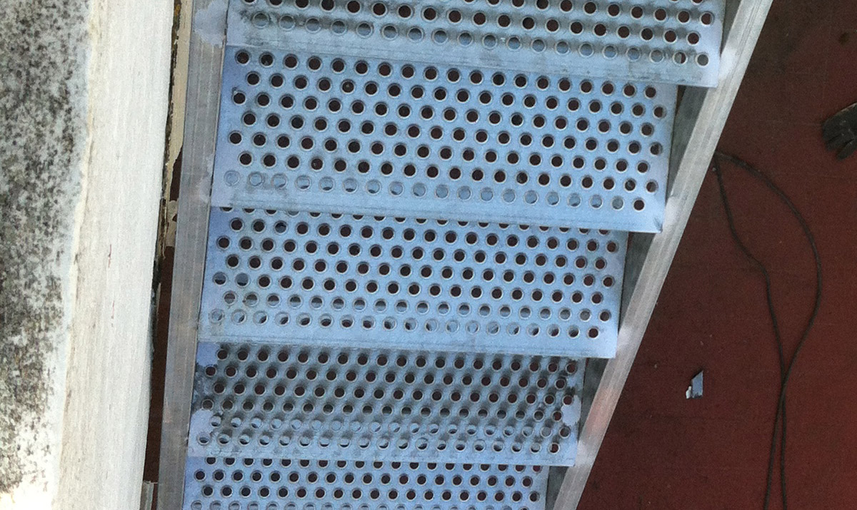 Escalera de hierro