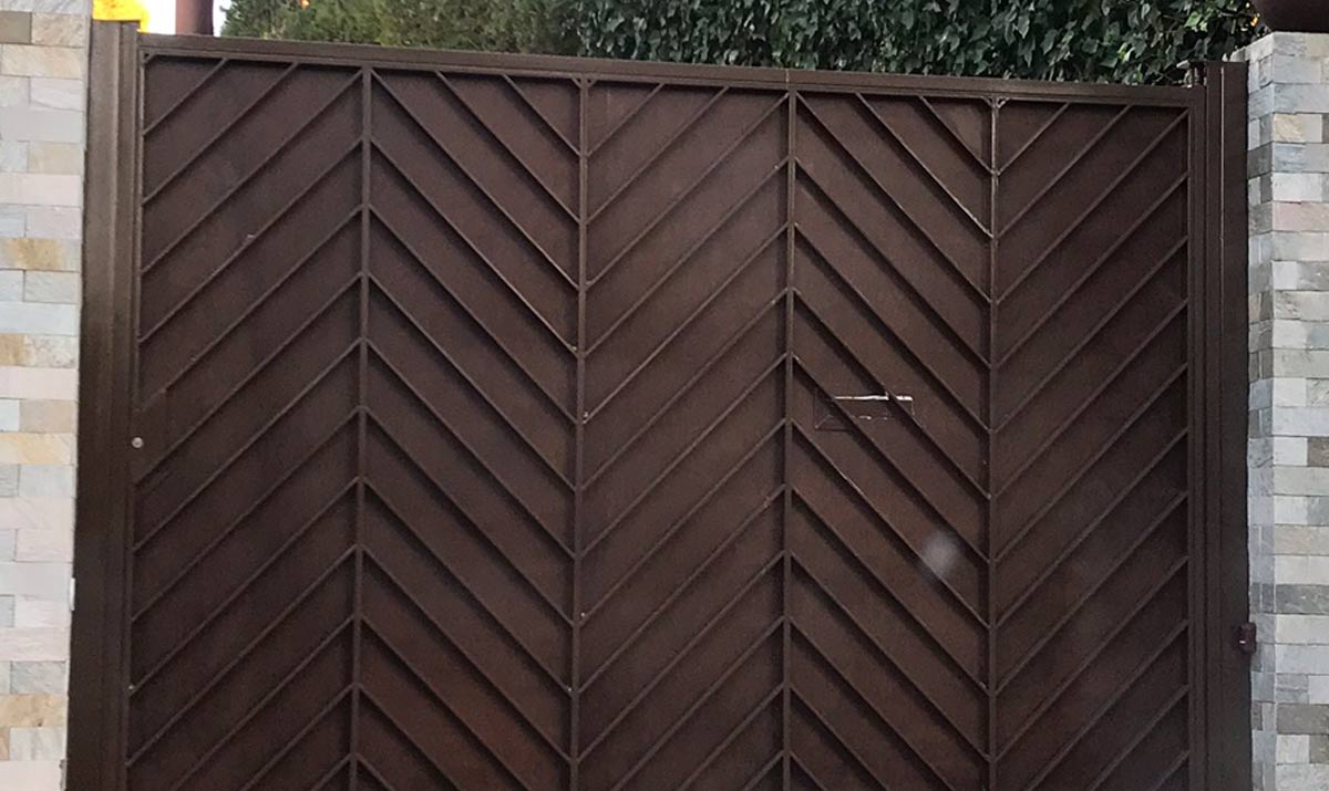 Puerta automática moderna